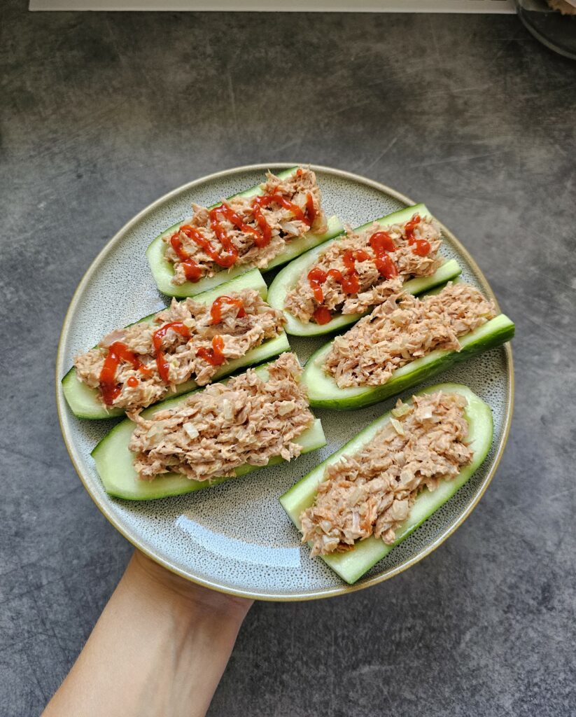 Rolka a'la sushi z tuńczykiem