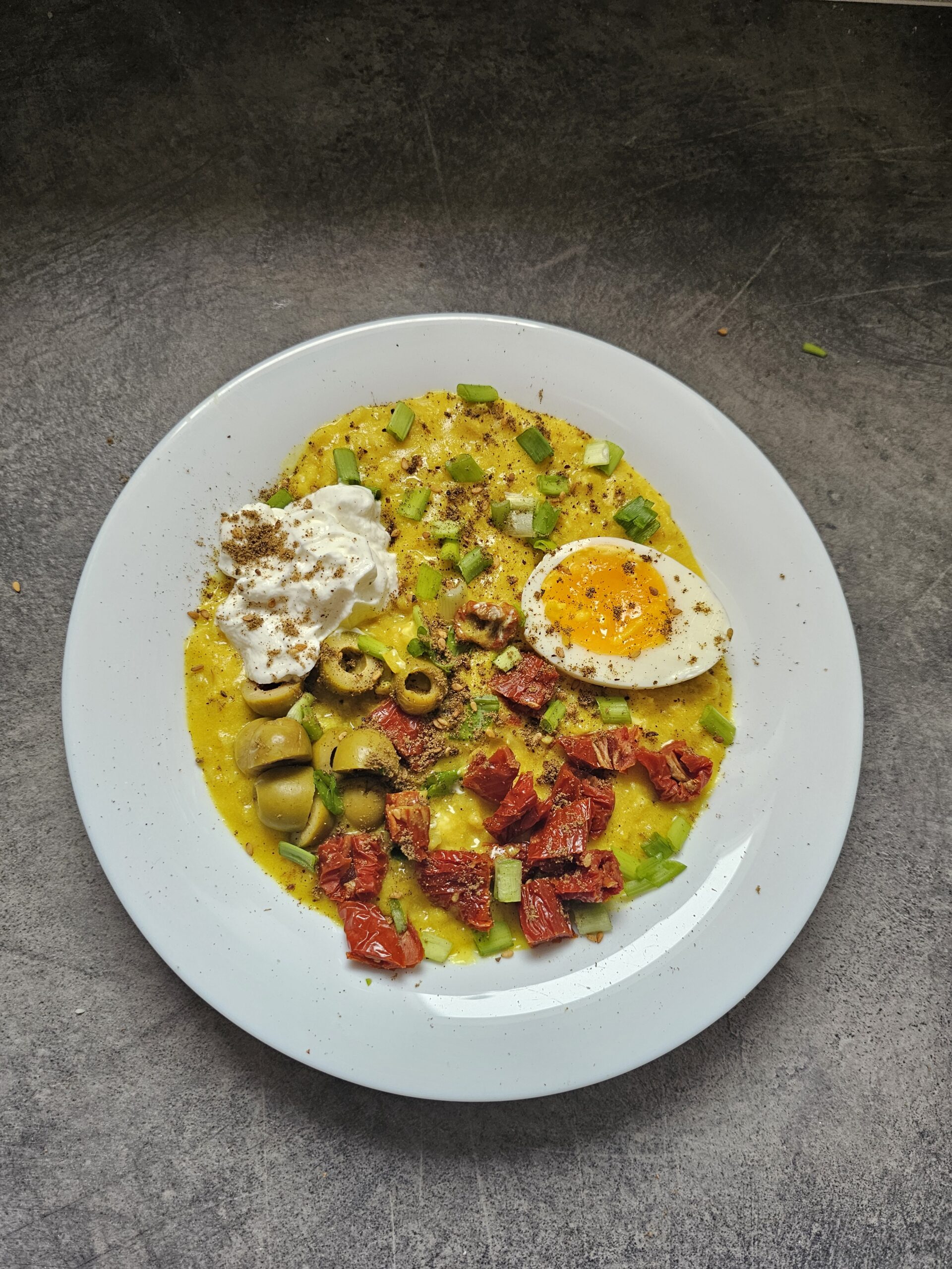 Serowa owsianka na słono